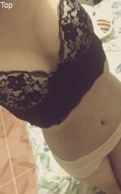 Descargar Pack Porno  casero de Leticia +videos