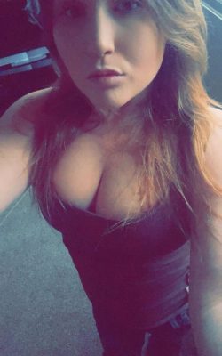 Descargar Pack Porno de Chica cachonda y deseosa +nudes