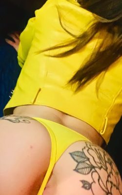 Descargar Pack Porno de El trasero de mi morra esta ricote +nudes