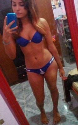 Descargar Pack Porno de Guadalupe Victoria Lindo Chavita de Cuerpo Bonitos Mostrando Tetas