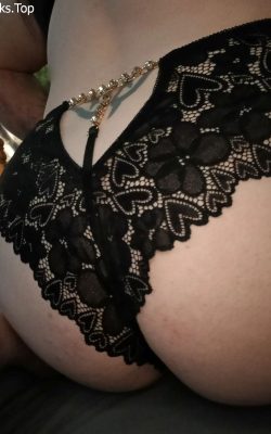 Descargar Pack Porno de Morena rica en Lencería+nudes