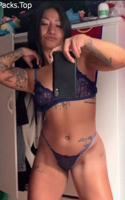 Descargar Pack Porno de zorrita con rica concha
